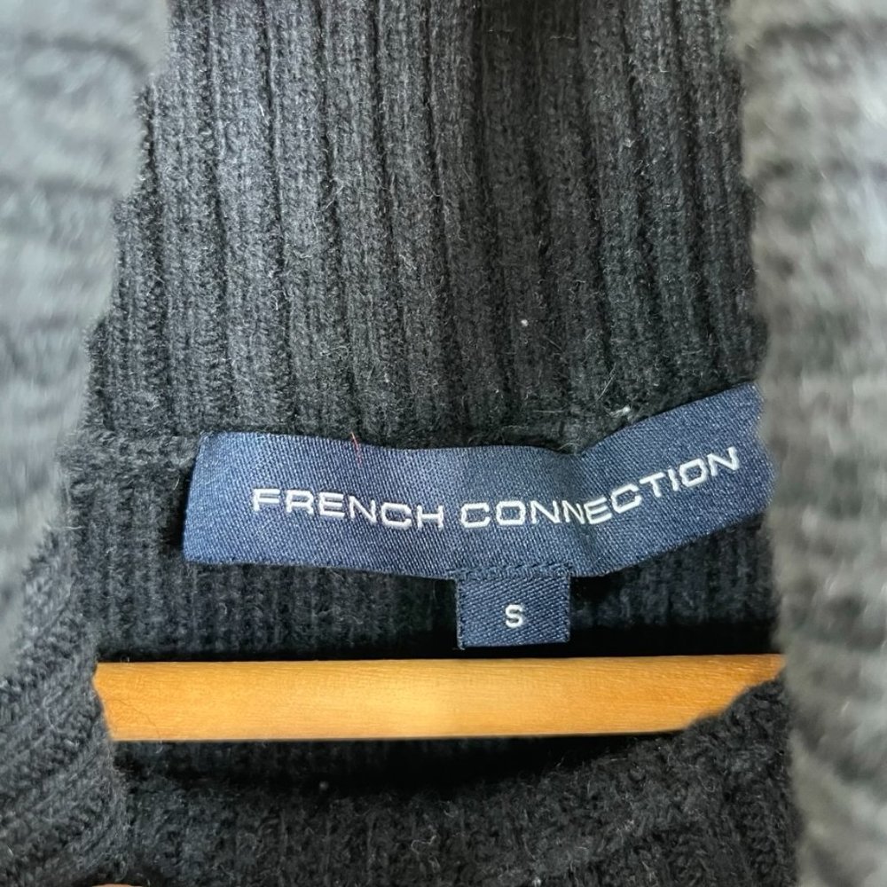FCUK French Connection Sleeveless Mozart Knit Turtleneck Sweater - Picture 6 of 6
